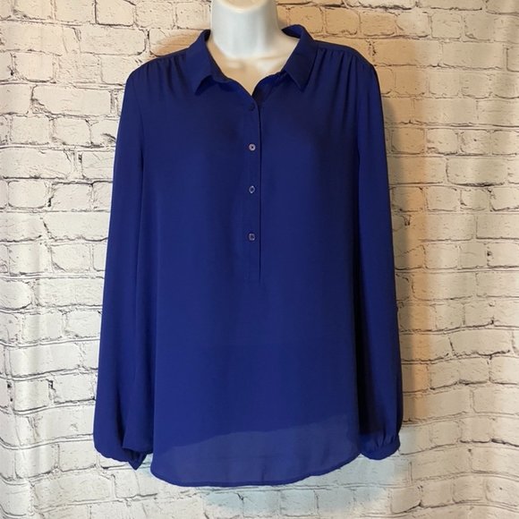 Loft Lightweight Blue Long Sleeved Blouse - size Medium - Picture 1 of 6
